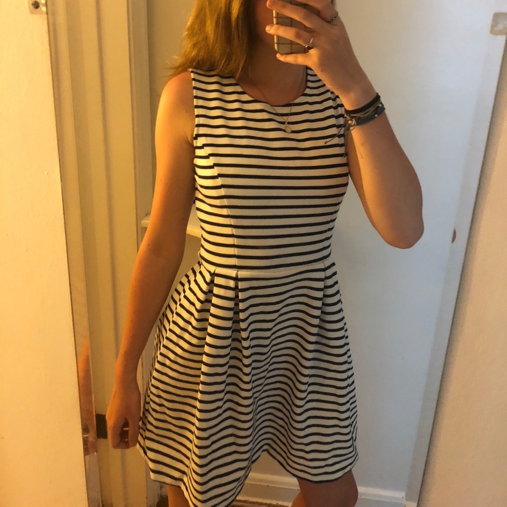 Forever21 sleeveless mini dress!